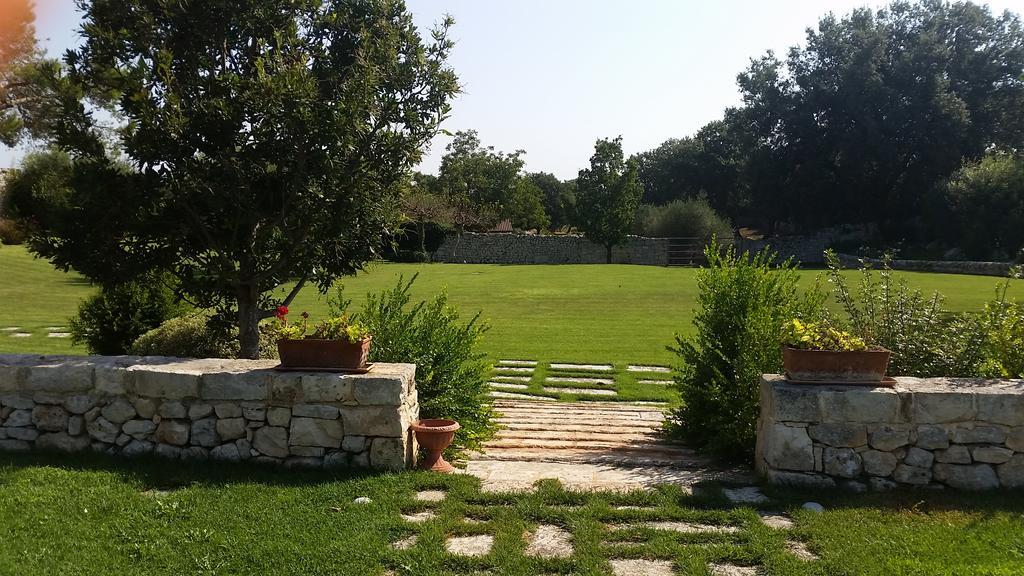 Masseria Luco Martina Franca Esterno foto